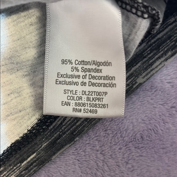 Danskin Gray Fitted Sleeveless Tank Top - Picture 4 of 9